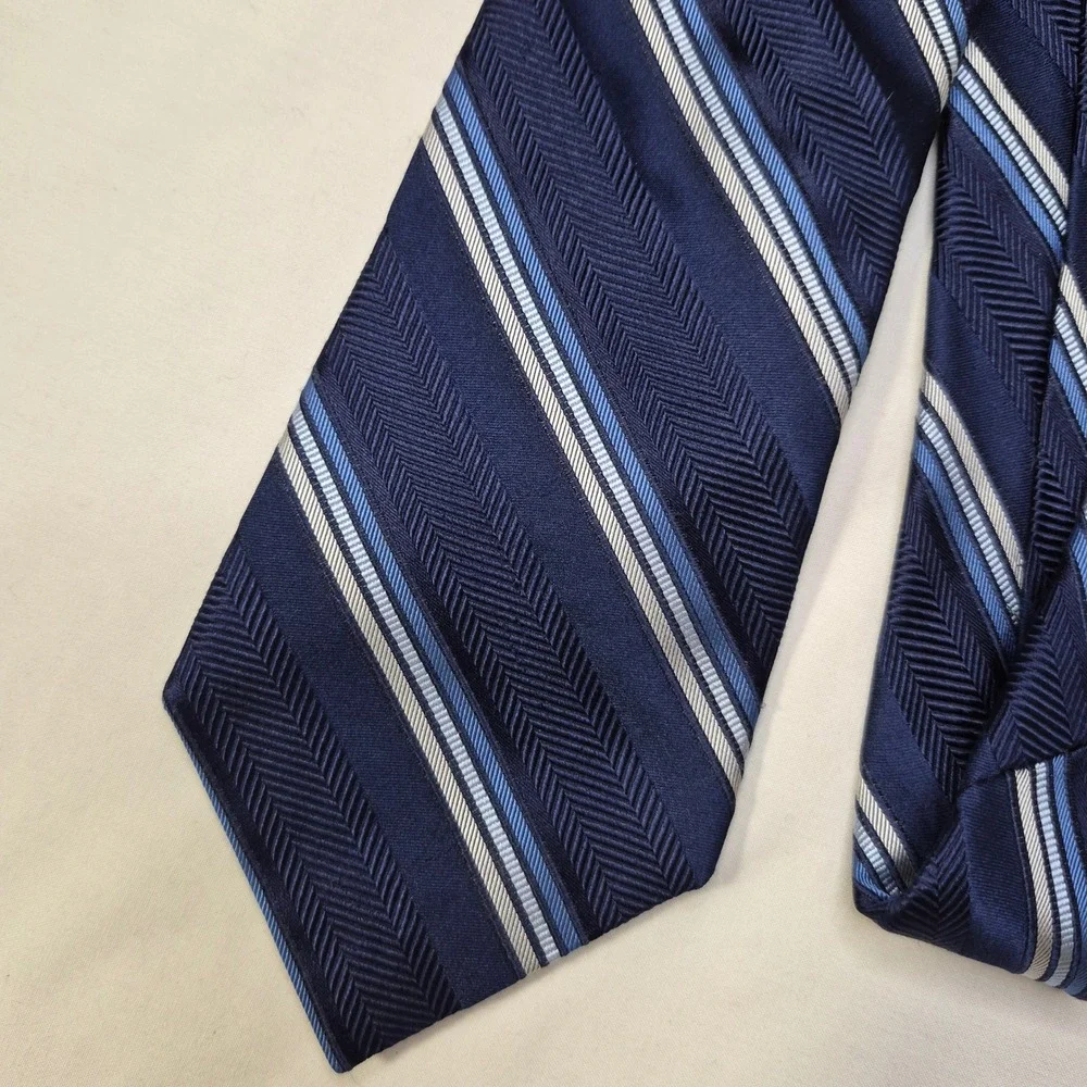 Joseph Abboud Tie Mens Navy Blue Striped Classic Silk Necktie Quiet‎ Luxury USA